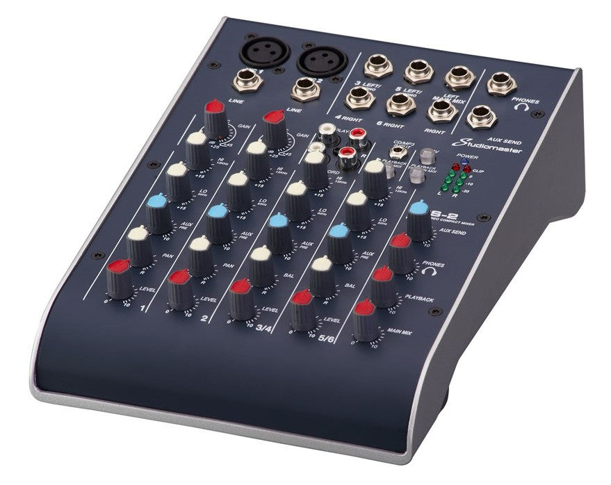 Mesa de Mistura Analógica STUDIOMASTER C2S-2